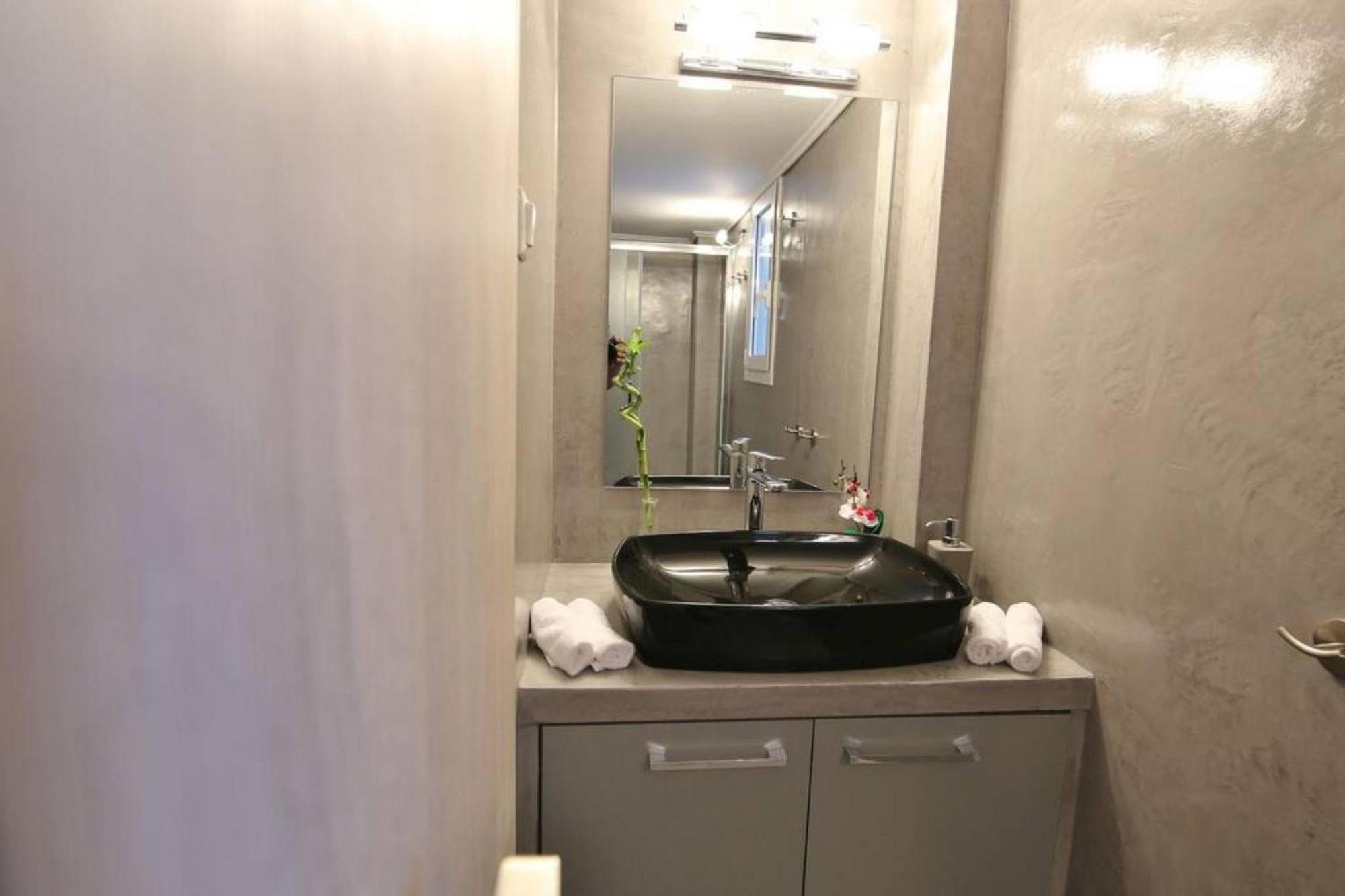 Penthouse Lux Flat With 2 Bd Next To Larissis Apartment Атина Екстериор снимка